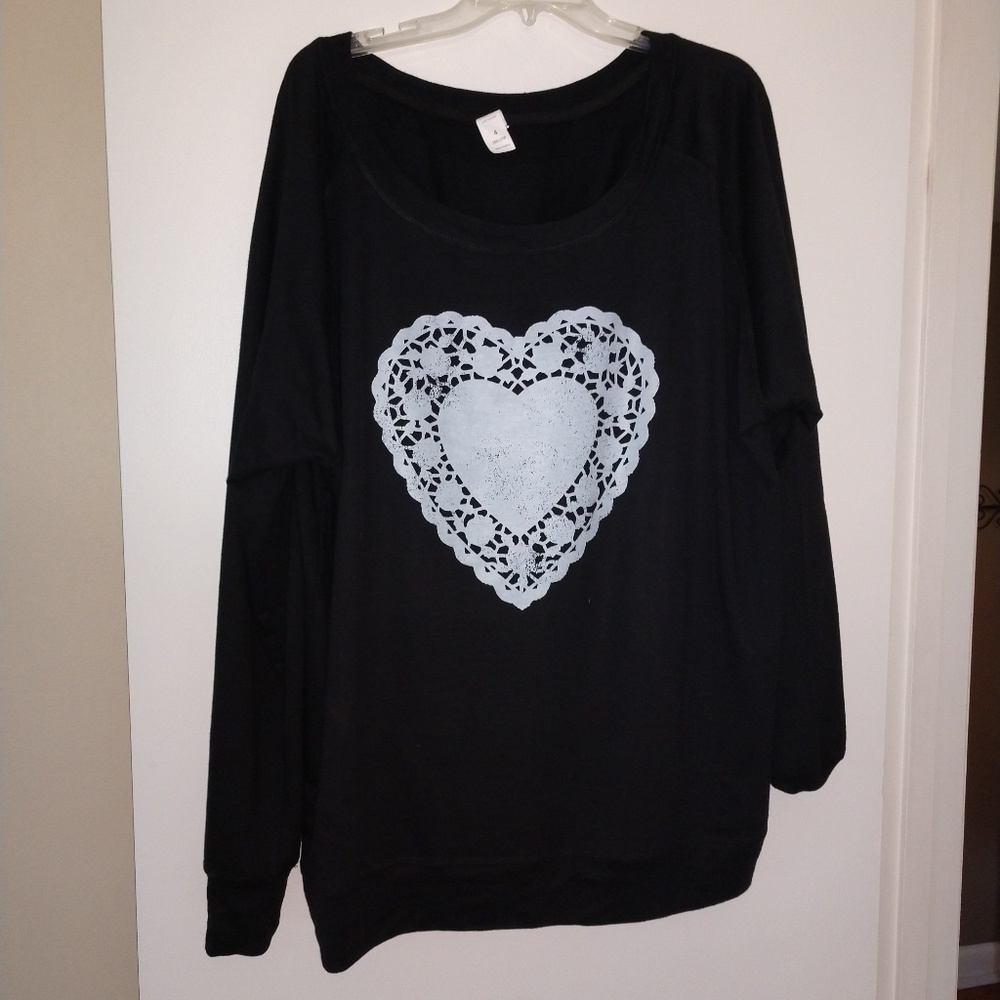 Slouchy Pullover Doily Heart sz 28/30w